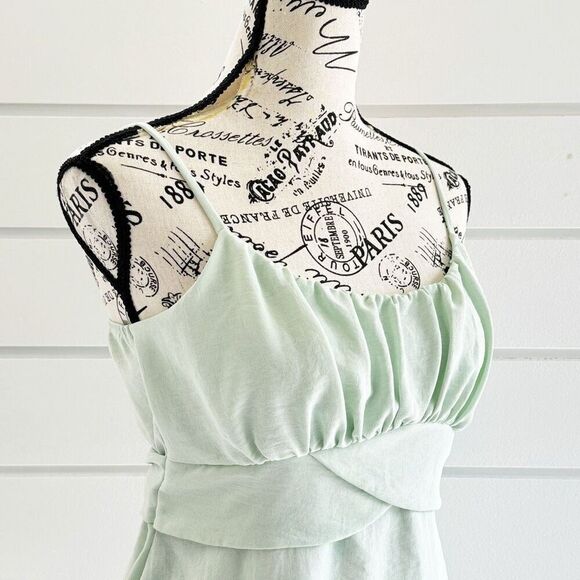 Altar'd State Women's Green Tie Back Waist Ruffled Chest Sleeveless Top Small - Picture 4 of 10